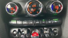 MINI Hatchback 1.5 Cooper Classic 3dr Petrol Hatchback